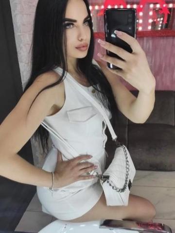 Алина